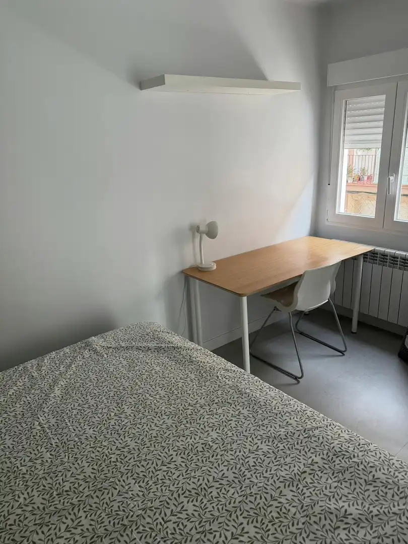 Habitación de Piso de alquiler en Madrid con Aire acondicionado, Calefacción y Amueblado