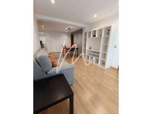 Piso en Alquiler en Carretera de Malilla en Malilla