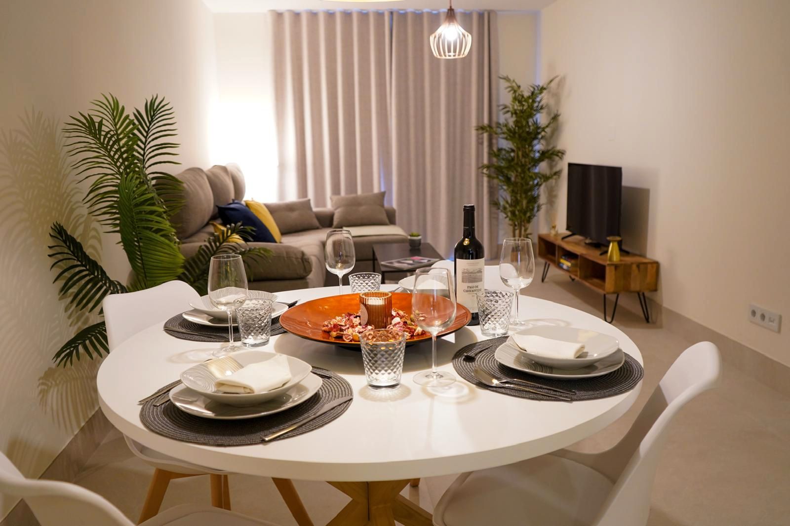 Dining room of Flat to rent in Fuengirola  with Air Conditioner, Furnished and Oven