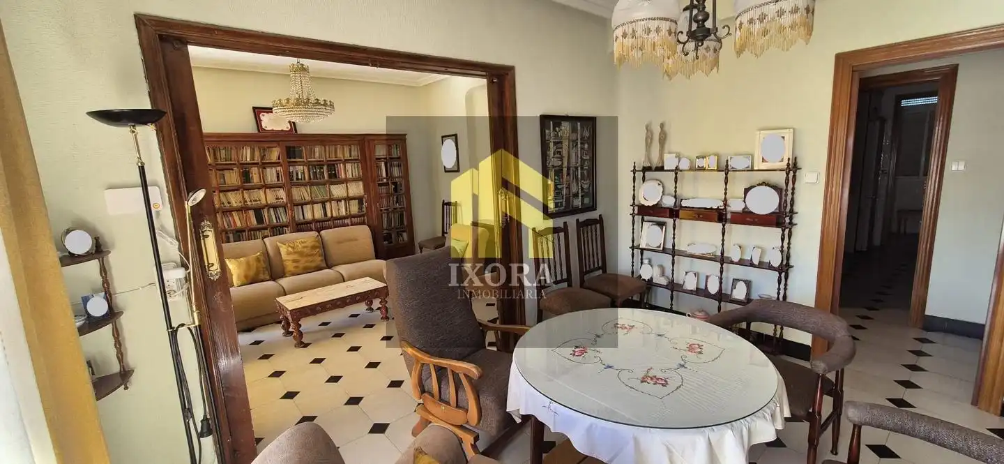 Wohnung mit Aufzug zum Verkauf in Menéndez Pelayo, imagen 2
