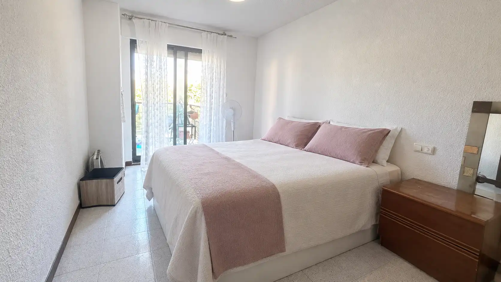 Apartament amb balcó en venda a Carrer Bisbe Serra 10, imagen 7