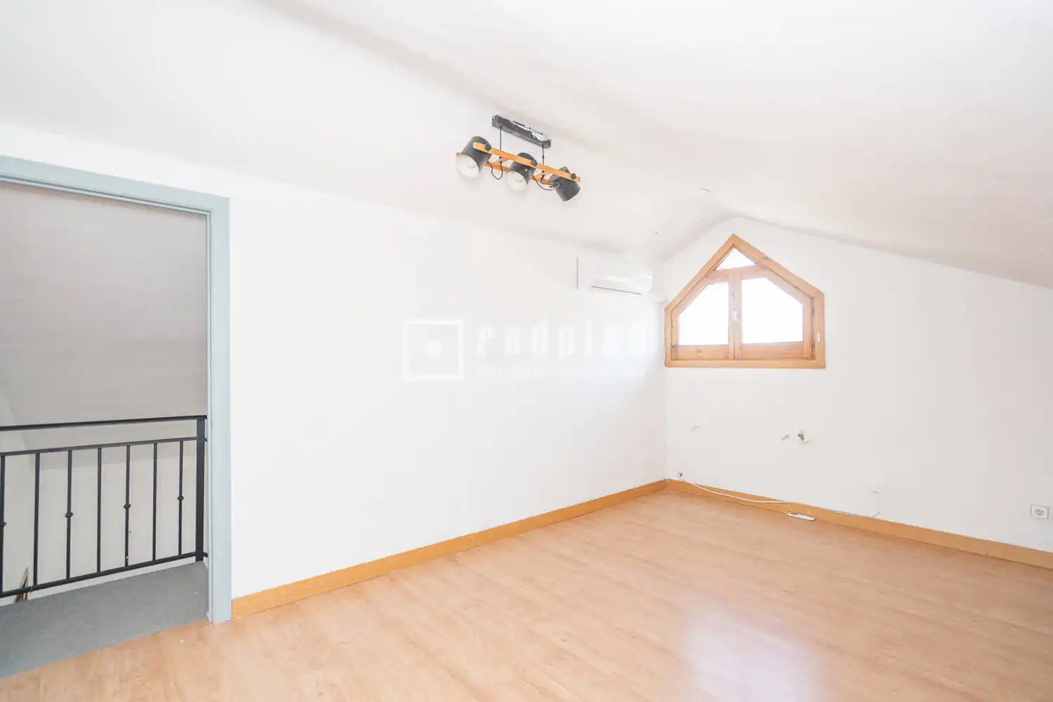Dormitori de Casa o xalet en venda en Arroyomolinos (Madrid) amb Aire condicionat i Calefacció