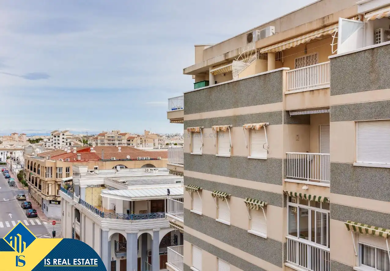 Exterior view of Study for sale in Torrevieja  with Heating, Terrace and Furnished