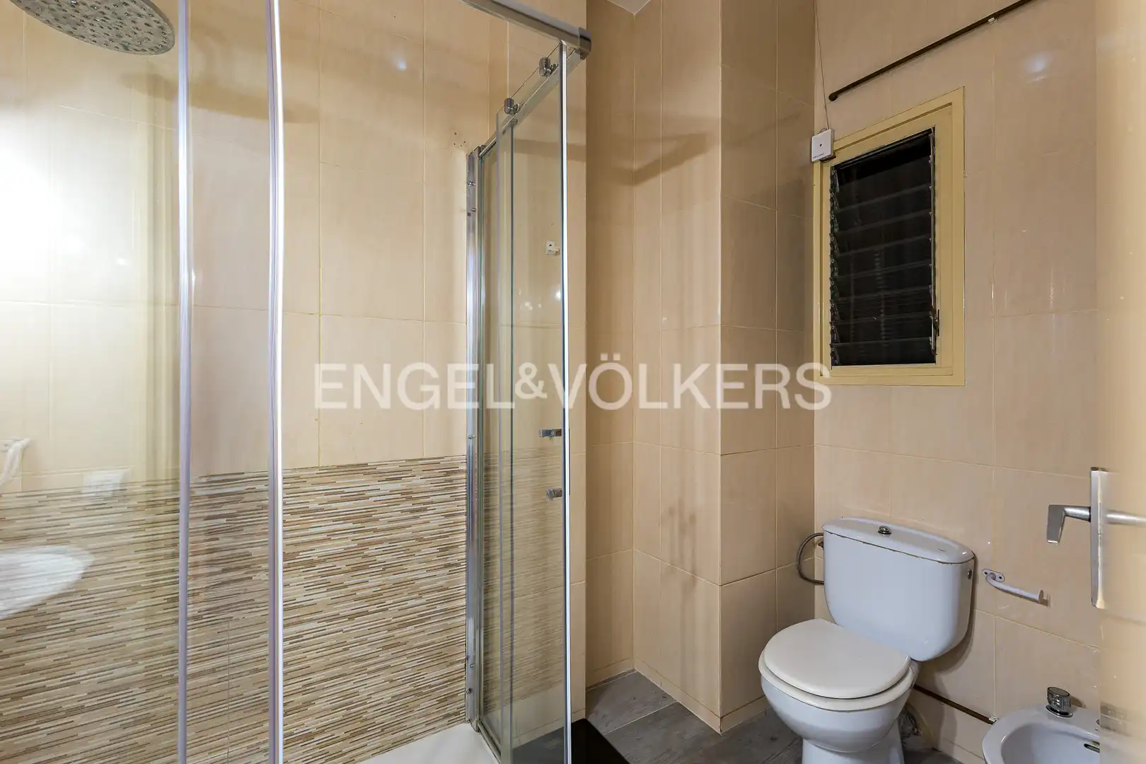 Bathroom of Flat for rent in Barcelona  with Heating, Furnished and Balcony