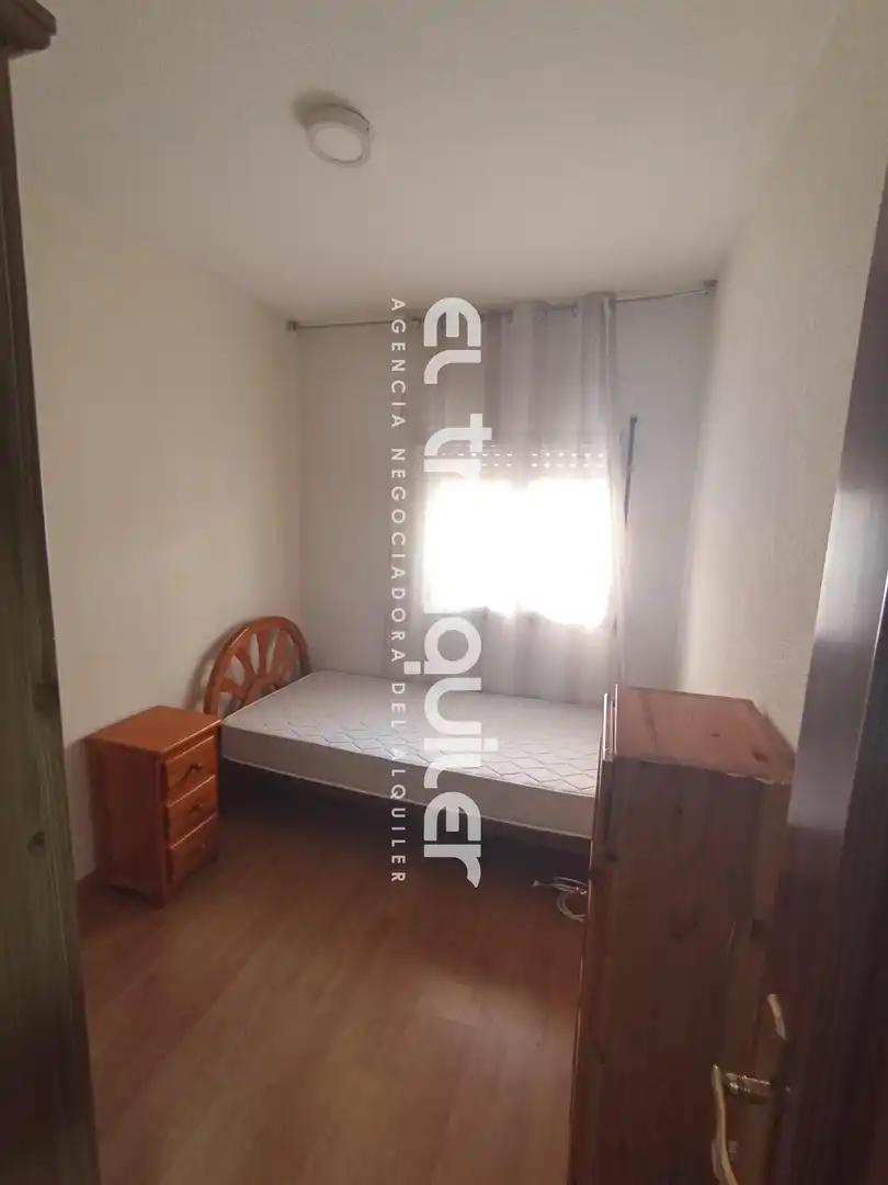 Schlafzimmer von Wohnung zum Verkauf in Alcorcón mit Terrasse, Möbliert und Waschmaschine