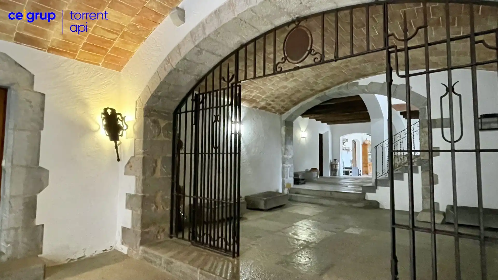 Country house with pool for sale in Torroella de Montgrí