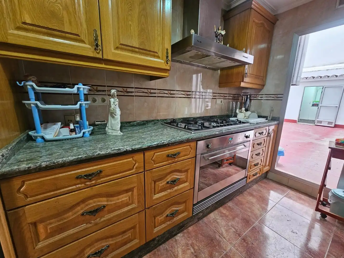 Kitchen of Flat for sale in Valencia  with Air Conditioner, Storage room and Balcony