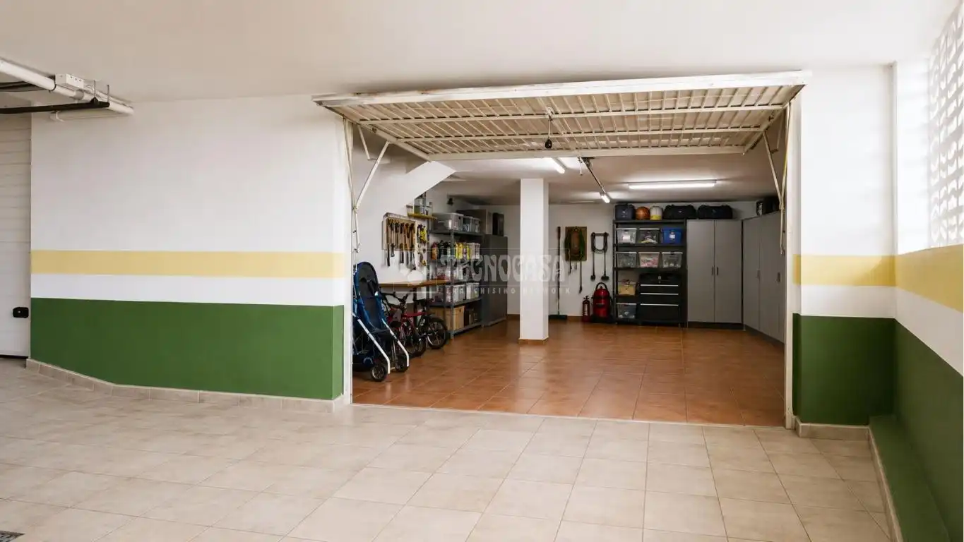 Detached homes for sale in San Cristóbal de la Laguna  with Terrace and Furnished