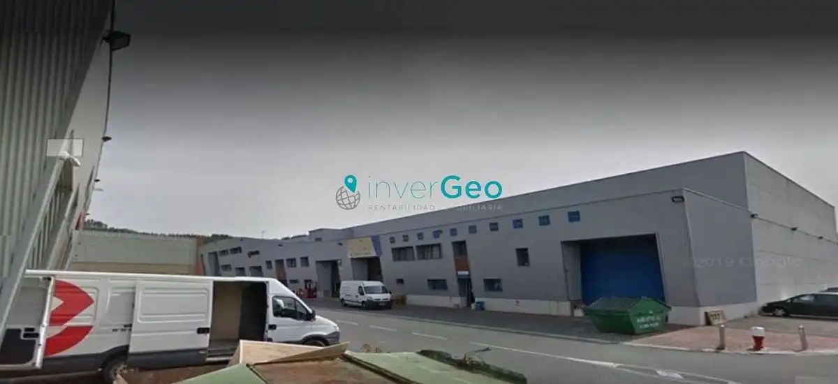 Vista exterior de Nave industrial en venta en Ataun