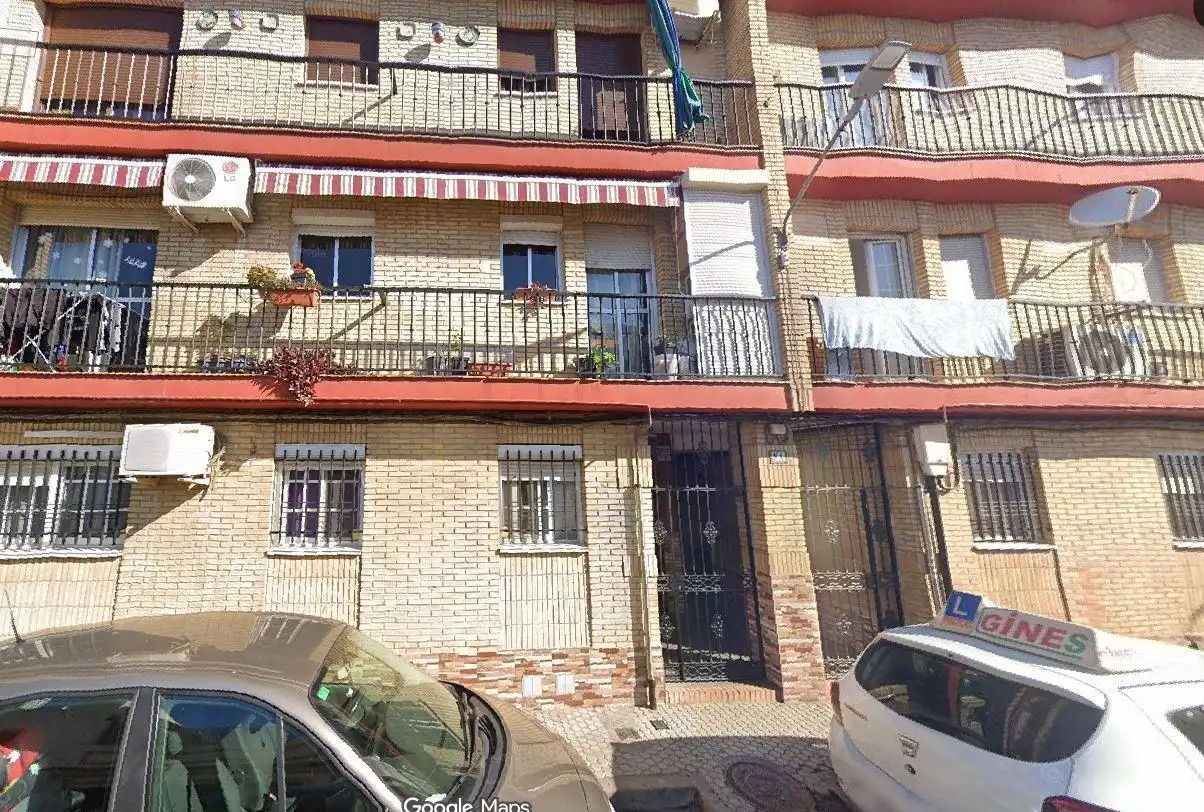 Vista exterior de Piso en venta en Camas