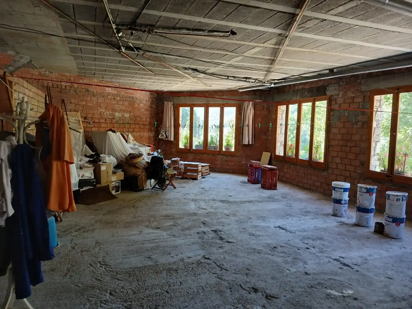 Buildings for sale in Llanars