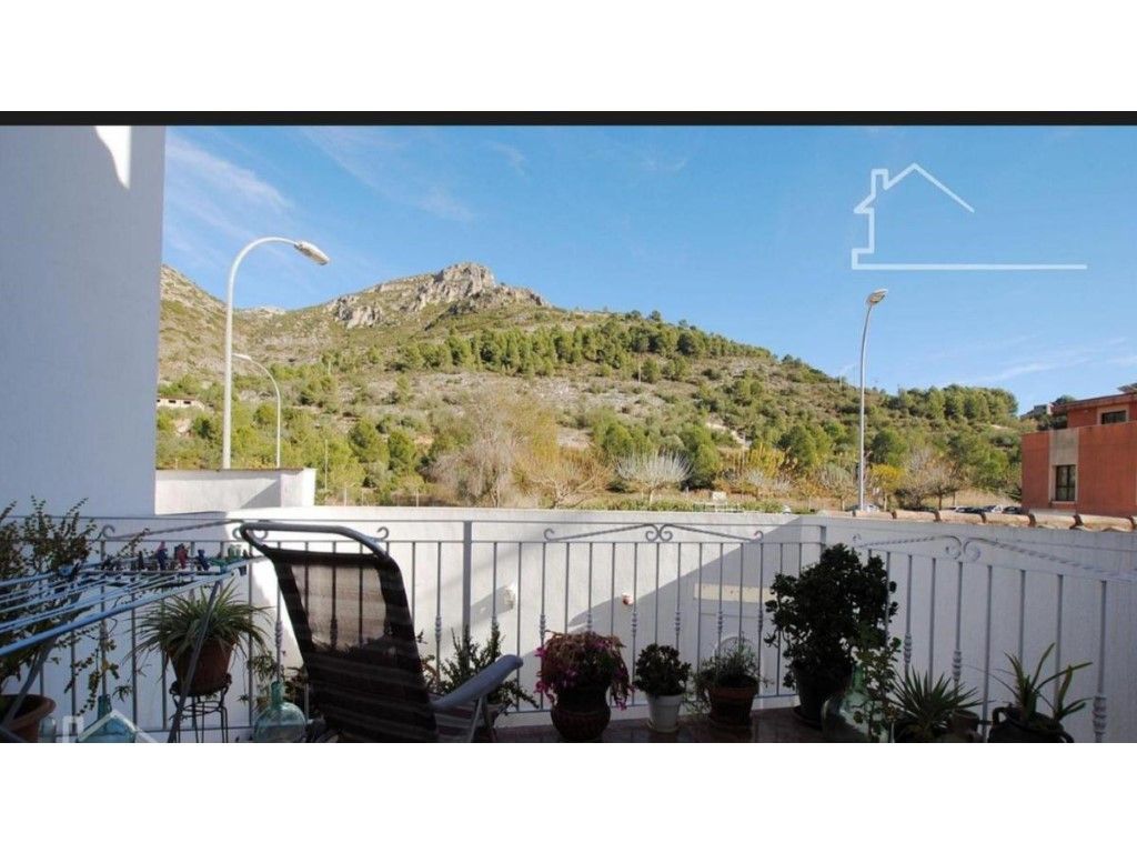 Exterior view of Single-family semi-detached for sale in Barx