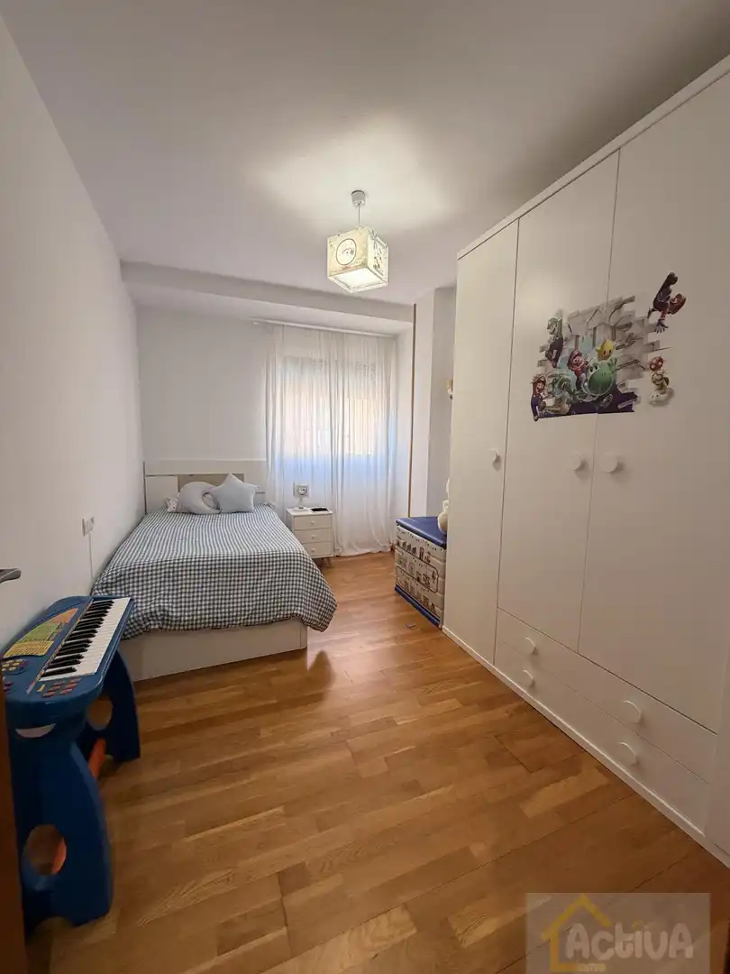 Habitación de Ático en venta en Mérida con Aire acondicionado, Calefacción y Terraza