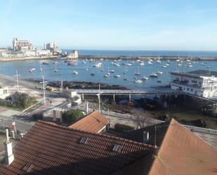 Exterior view of Attic to rent in Castro-Urdiales  with Heating, Parquet flooring and Terrace