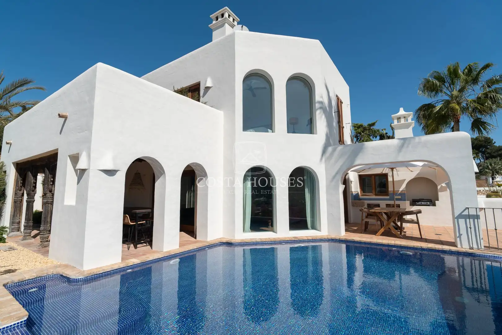 Vista exterior de Casa o xalet en venda en Moraira amb Aire condicionat, Calefacció i Jardí privat