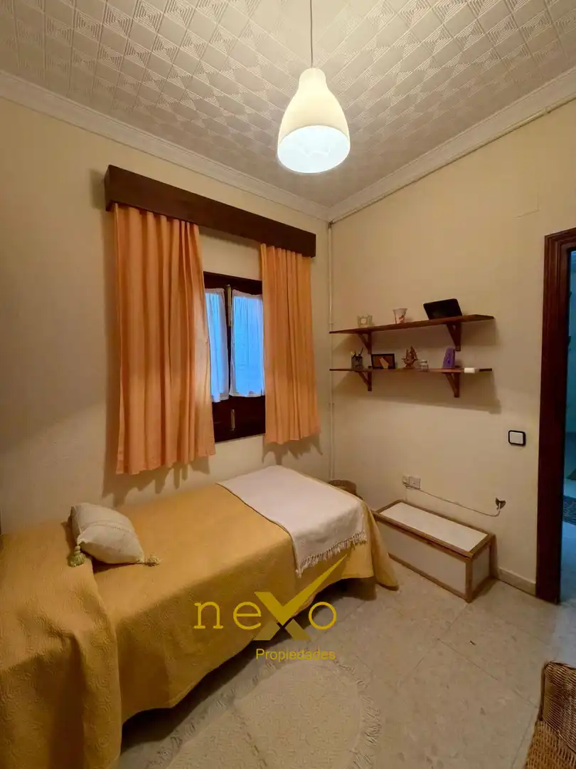 Habitación de Casa o chalet en venta en Carmona
