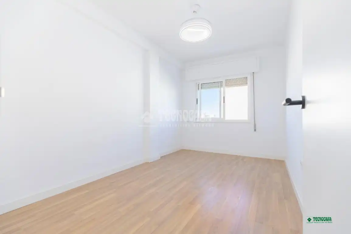 Habitación de Piso en venta en Almería