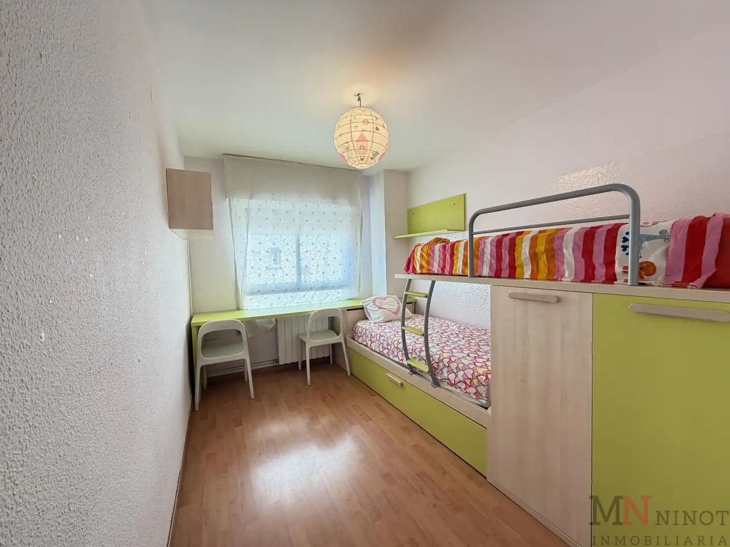 Habitación de Piso en venta en Castellón de la Plana / Castelló de la Plana con Aire acondicionado, Calefacción y Balcón