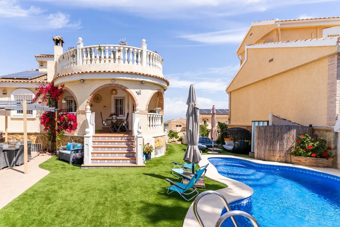 Garten von Haus oder Chalet zum Verkauf in Santa Pola mit Klimaanlage, Privatgarten und Terrasse