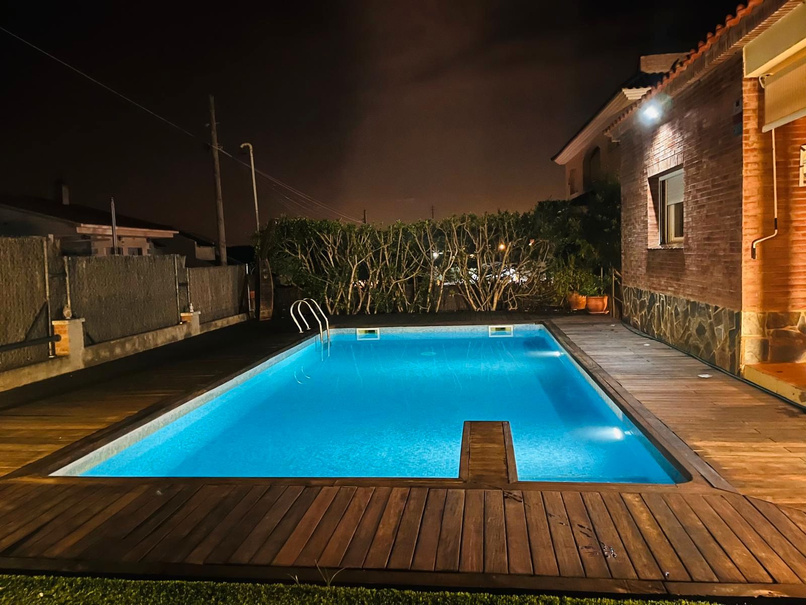 Piscina de Casa o xalet en venda en La Pobla de Montornès   amb Aire condicionat, Calefacció i Jardí privat