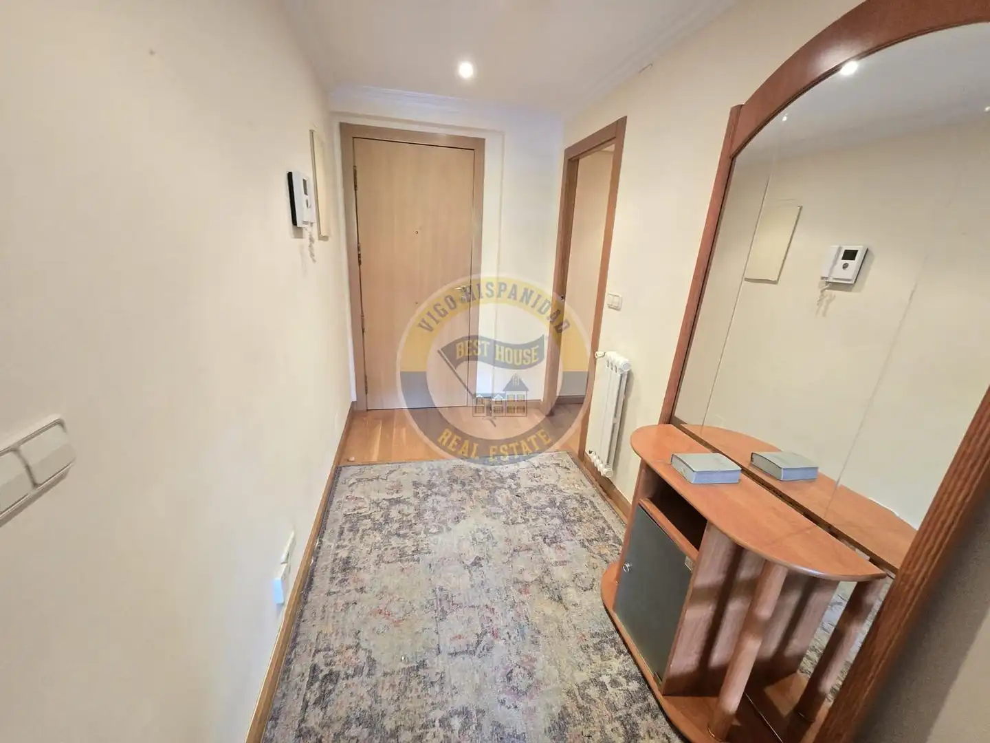 Wohnung zur Miete in Vigo  mit Heizung, Parkett und Möbliert