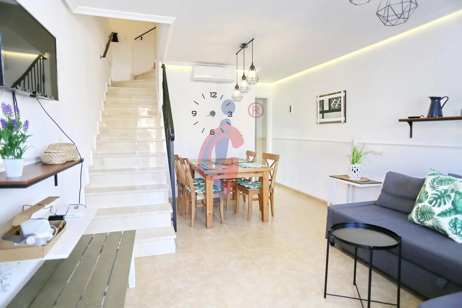 Houses for sale in Torrevieja  with Air Conditioner, Terrace and Furnished