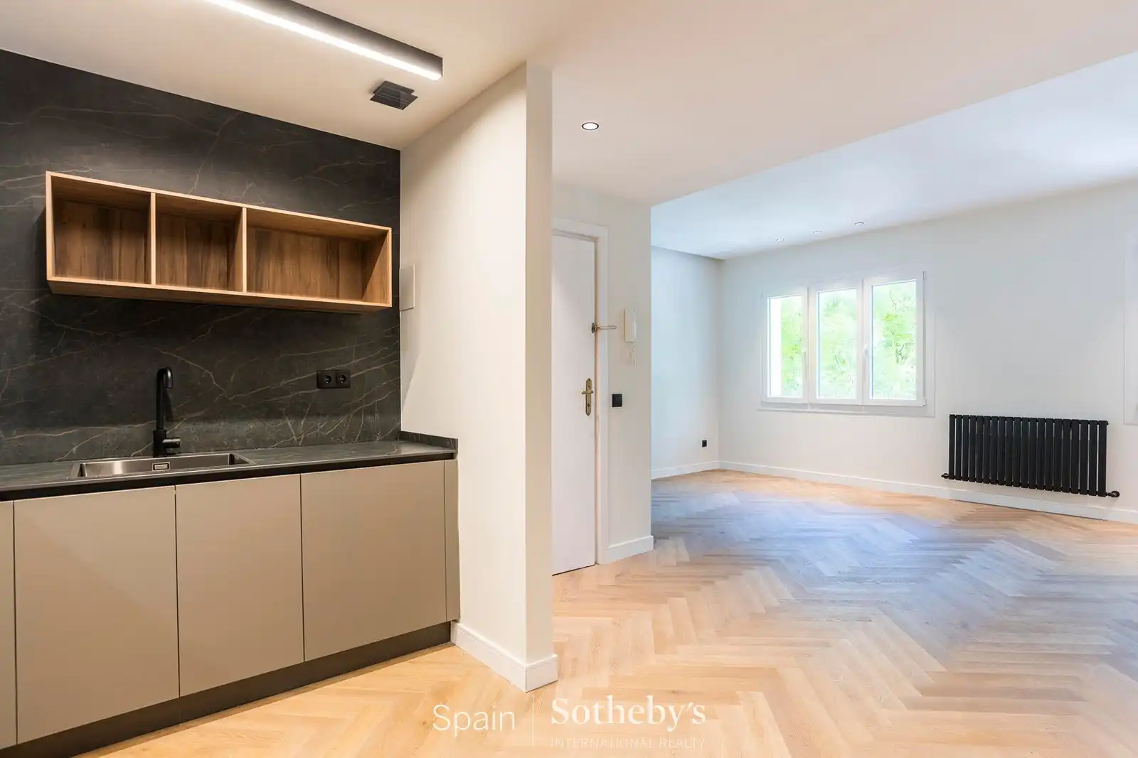 Cuina de Apartament en venda en Madrid amb Aire condicionat i Calefacció
