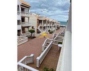 Vista exterior de Apartament de lloguer en Guardamar del Segura amb Aire condicionat, Calefacció i Terrassa