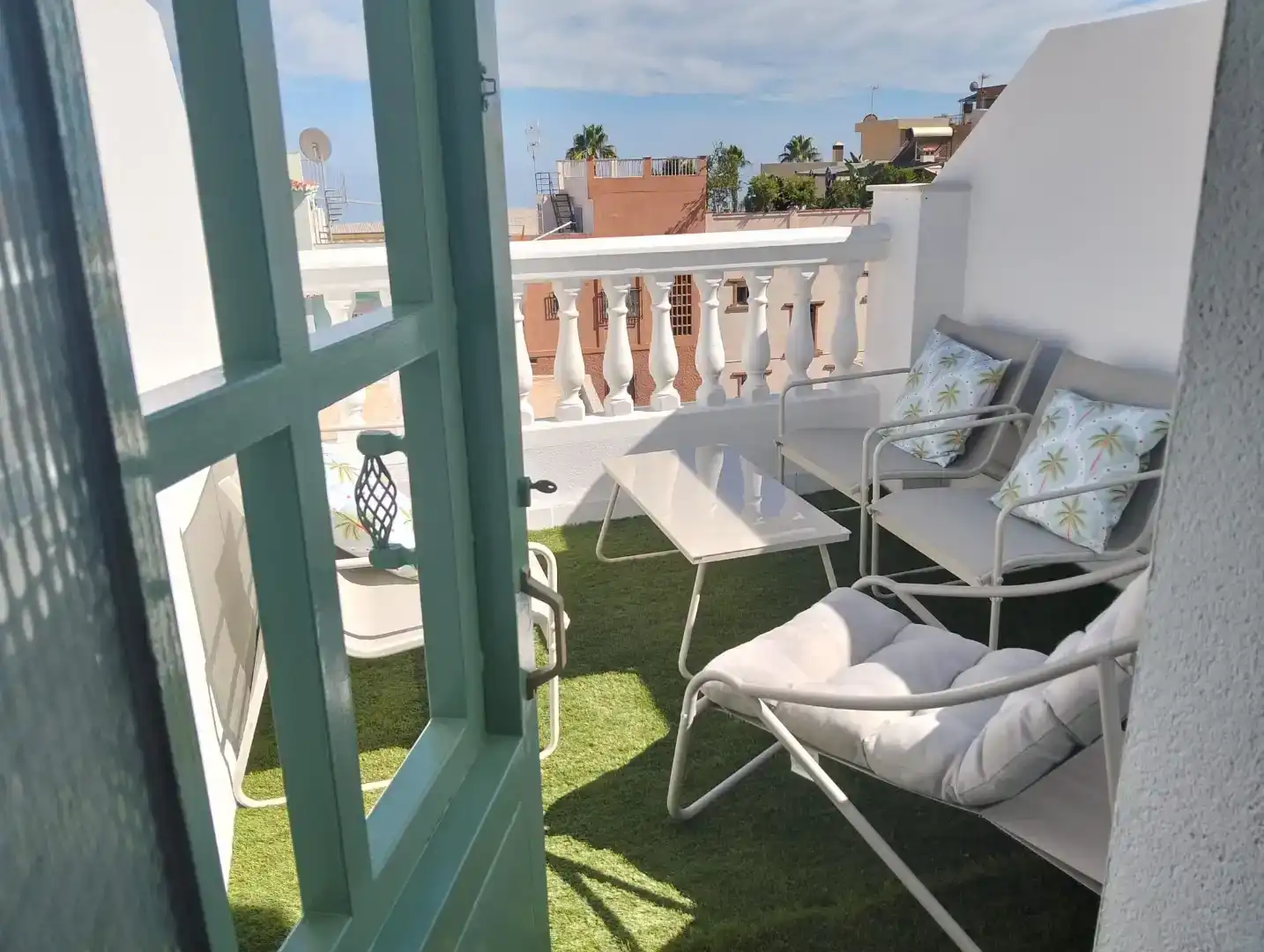 Terrasse von Wohnung zur Miete in Motril mit Klimaanlage, Privatgarten und Möbliert