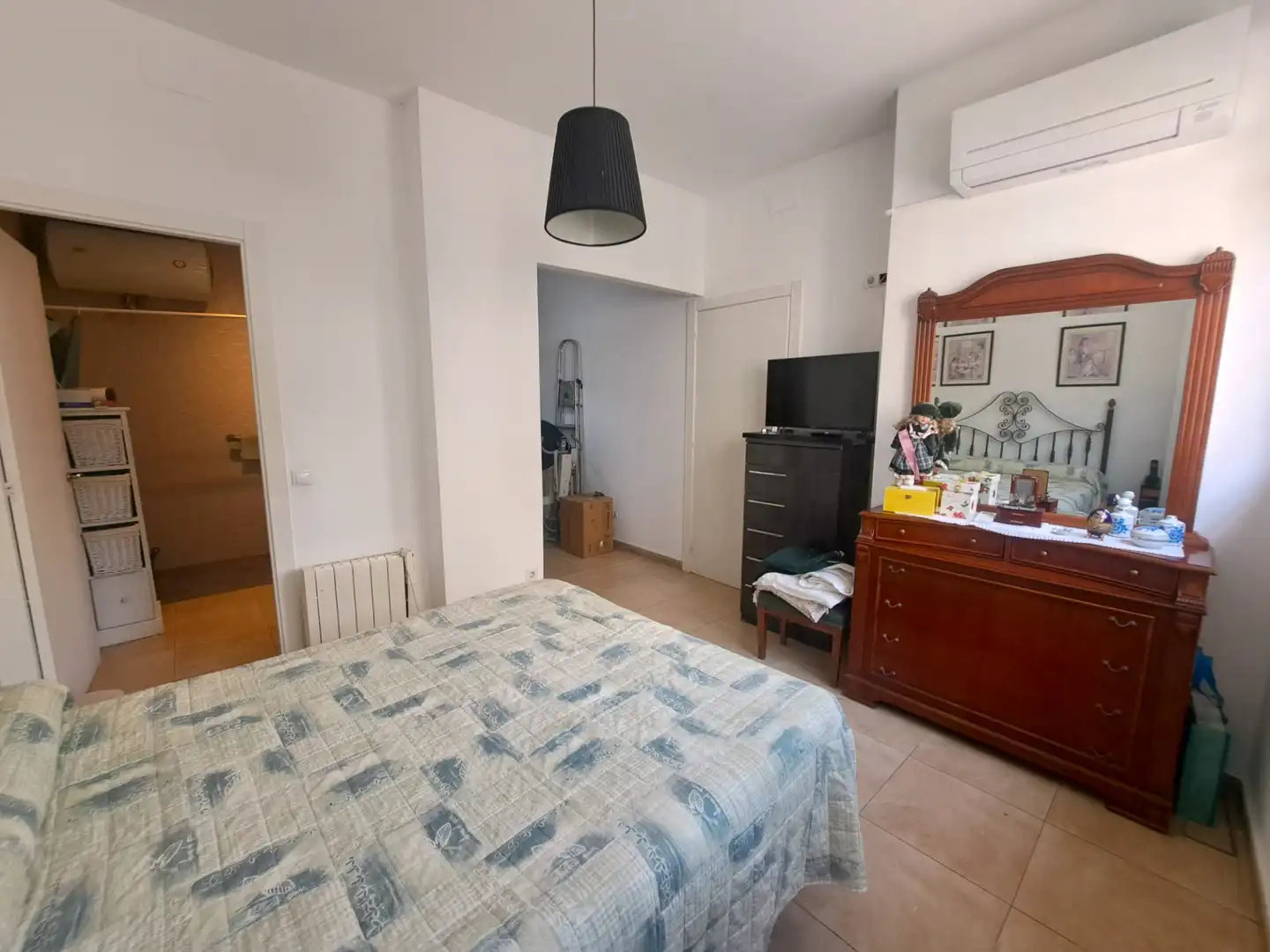 Habitación de Planta baja en venta en Mataró con Aire acondicionado, Calefacción y Horno