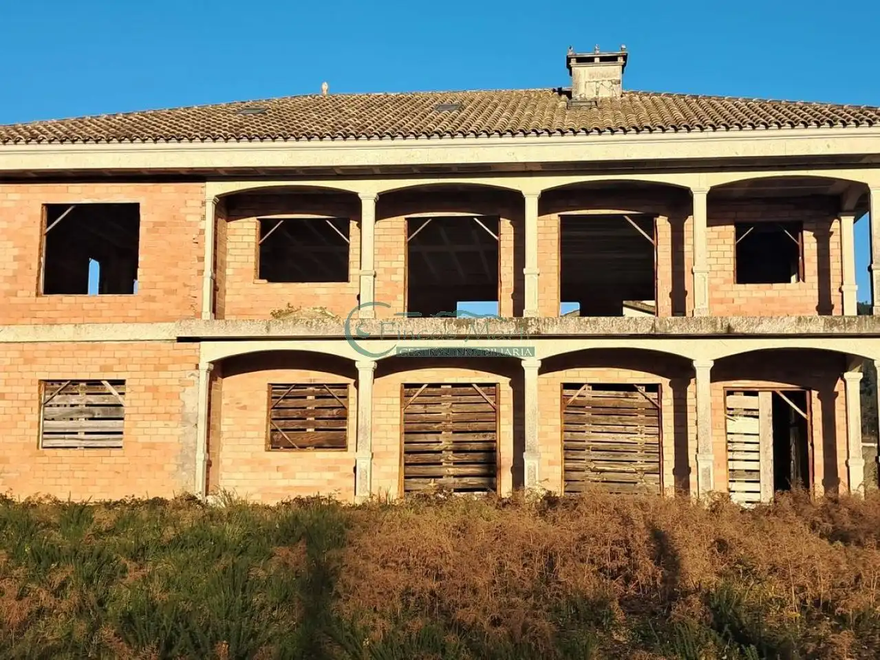 Vista exterior de Casa o xalet en venda en Redondela amb Calefacció, Jardí privat i Terrassa