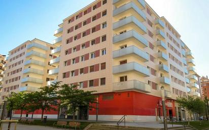 Außenansicht von Wohnung zum verkauf in  Pamplona / Iruña mit Terrasse