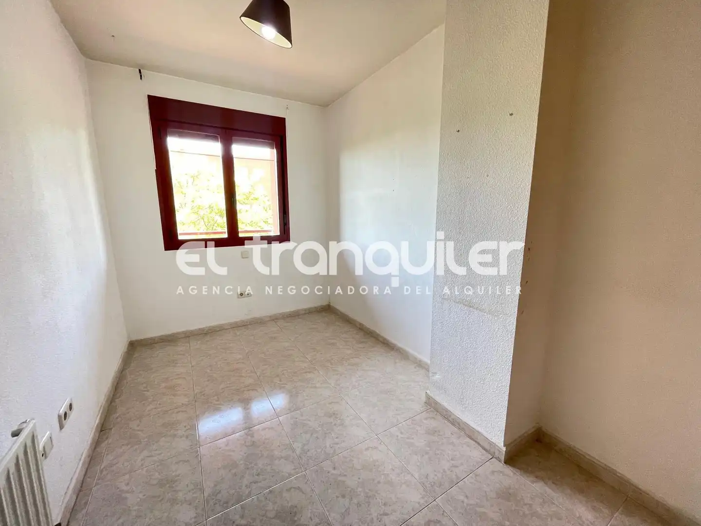 Flat for rent in Calle Francisco Umbral, Rivas Futura