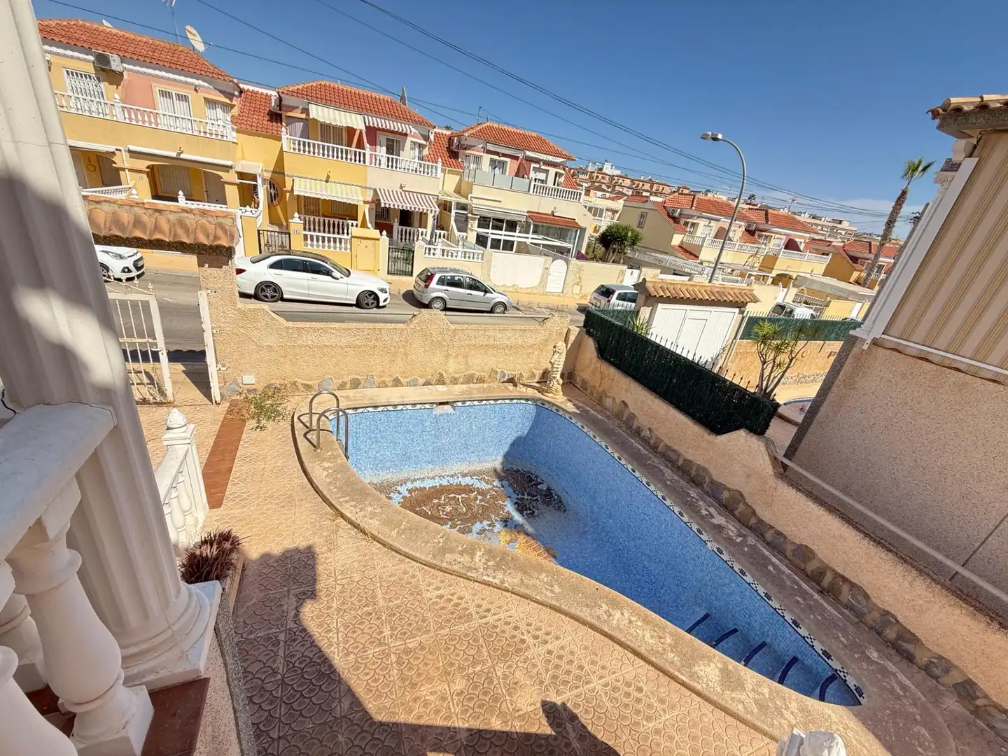 Piscina de Casa o xalet en venda en San Miguel de Salinas amb Jardí privat i Piscina comunitària
