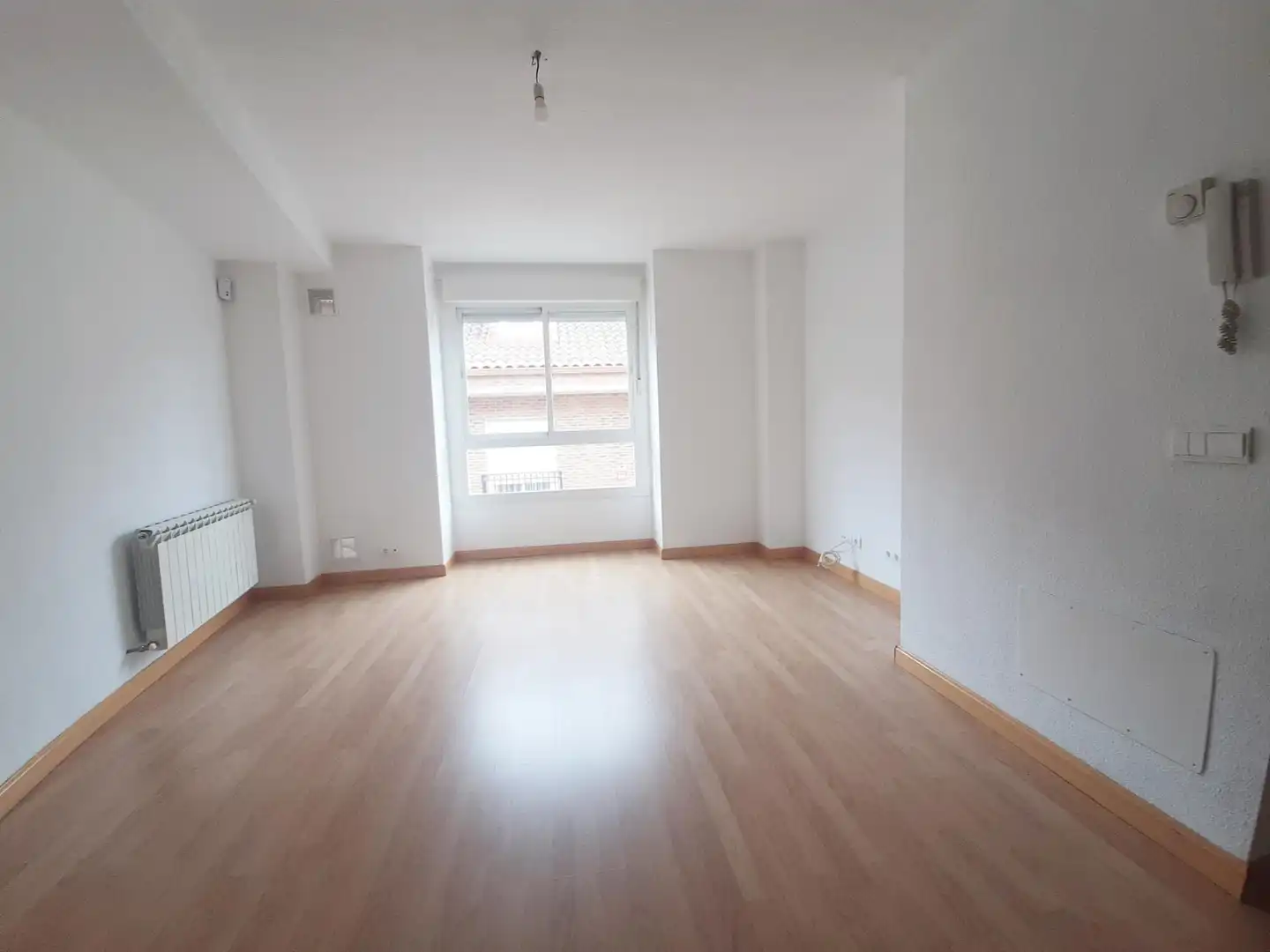 Sala d'estar de Estudi de lloguer en Fuenlabrada amb Calefacció, Forn i Rentadora