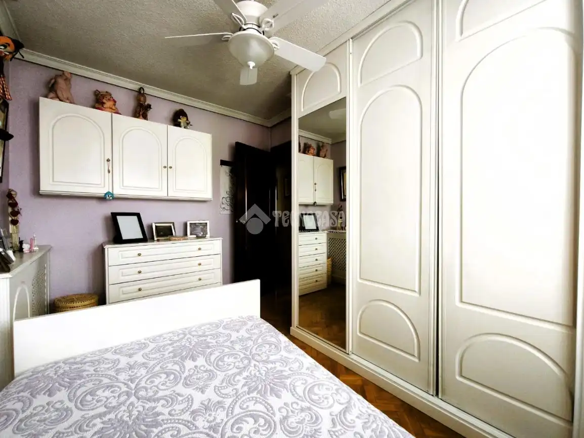 Habitación de Piso en venta en Móstoles con Aire acondicionado y Calefacción