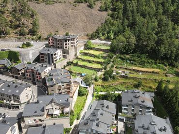 Rural land for sale in Les Escaldes