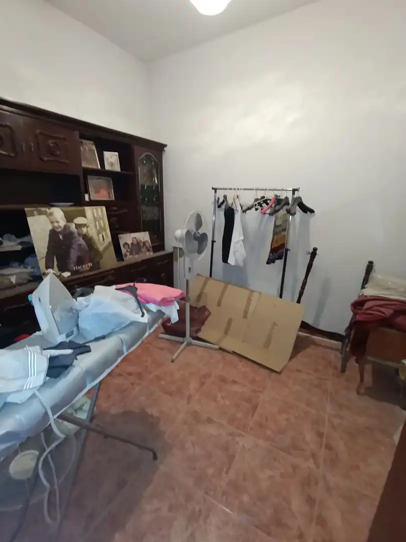 Habitación de Casa adosada en venta en Linares