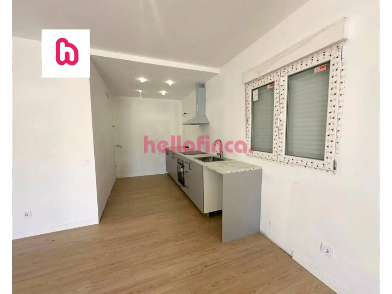 Cocina de Piso en venta en Manresa con Parquet, Terraza y Alarma