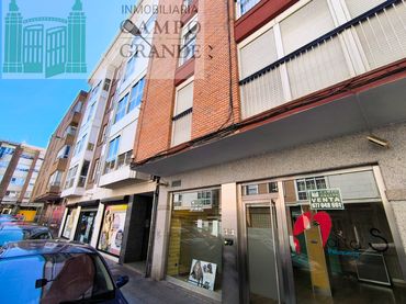 Local comercial en venda a Calle Cirilo Tejerina 6