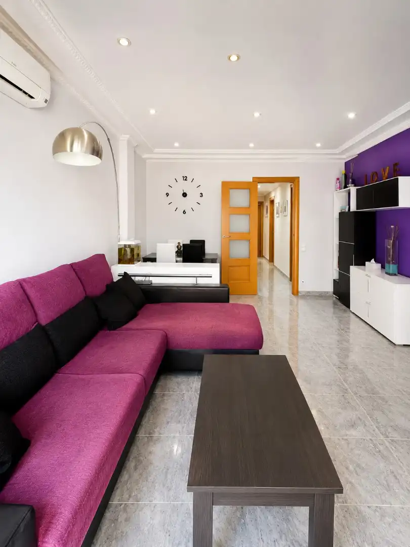 Sala de estar de Piso en venta en El Prat de Llobregat con Aire acondicionado, Calefacción y Balcón