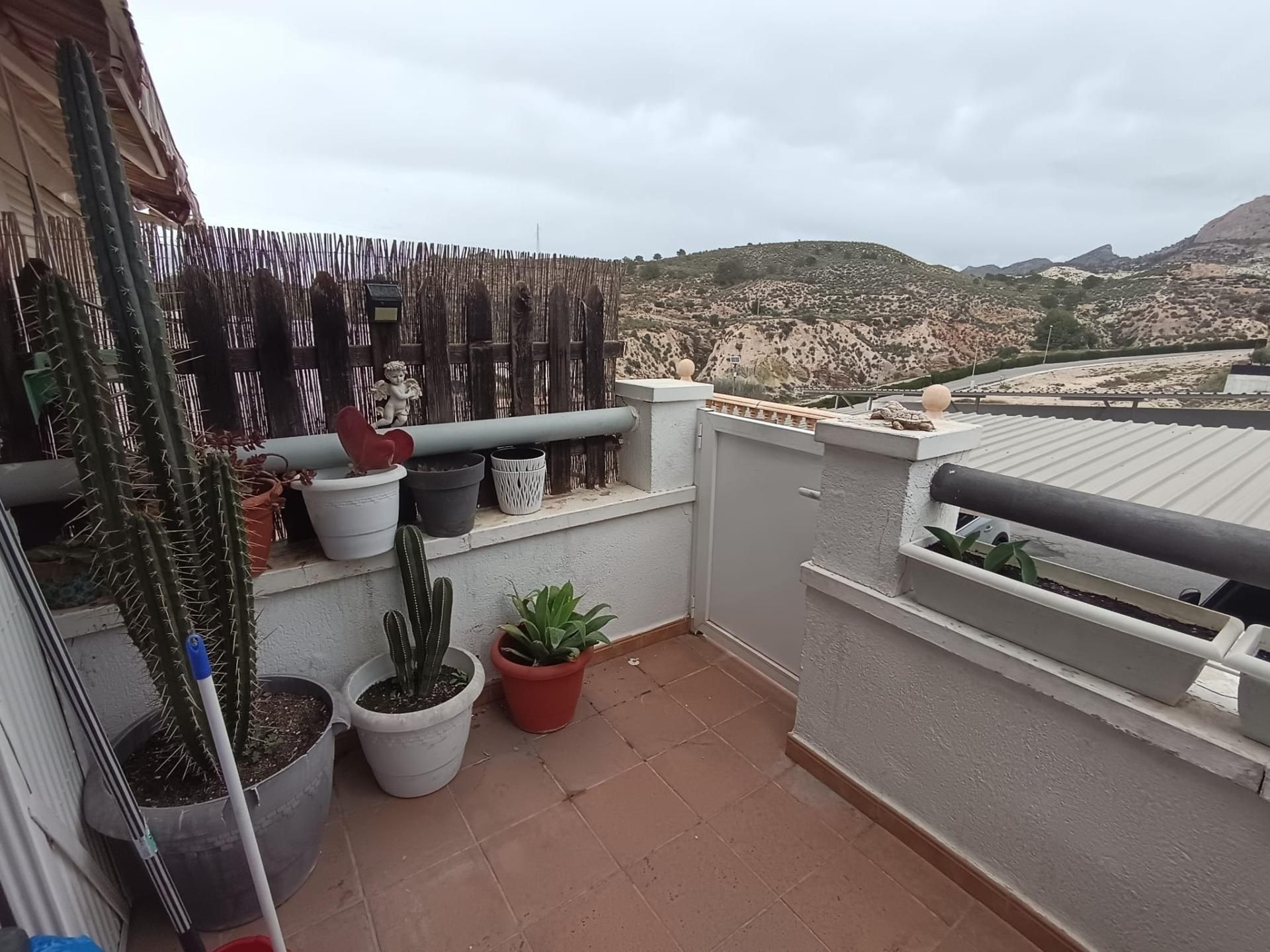 Terraza de Casa adosada en venta en Petrer con Aire acondicionado, Calefacción y Piscina comunitaria