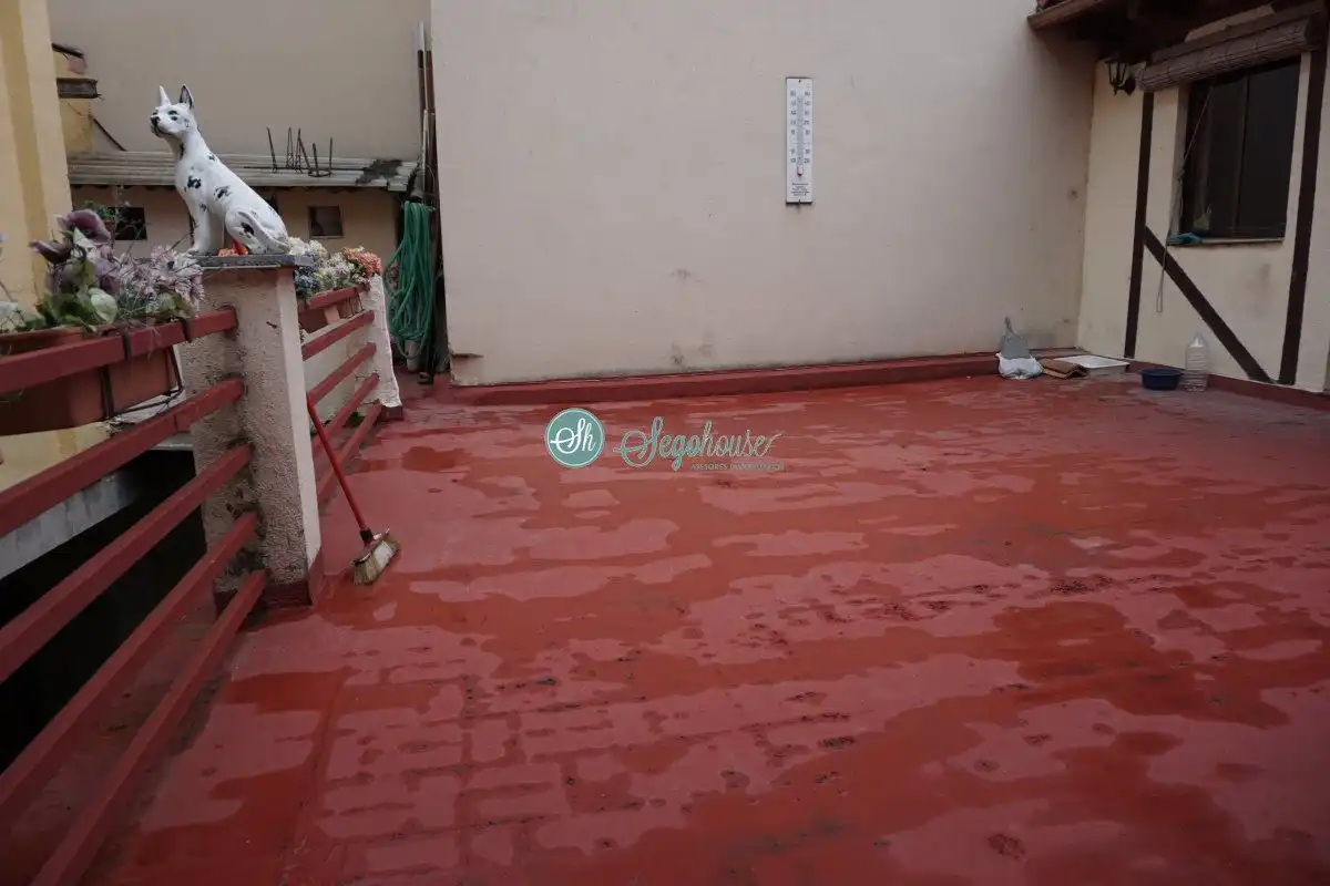 Terraza de Piso en venta en Segovia con Calefacción, Parquet y Terraza