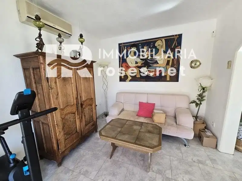 Casa con piscina en venta en Pení, imagen 4