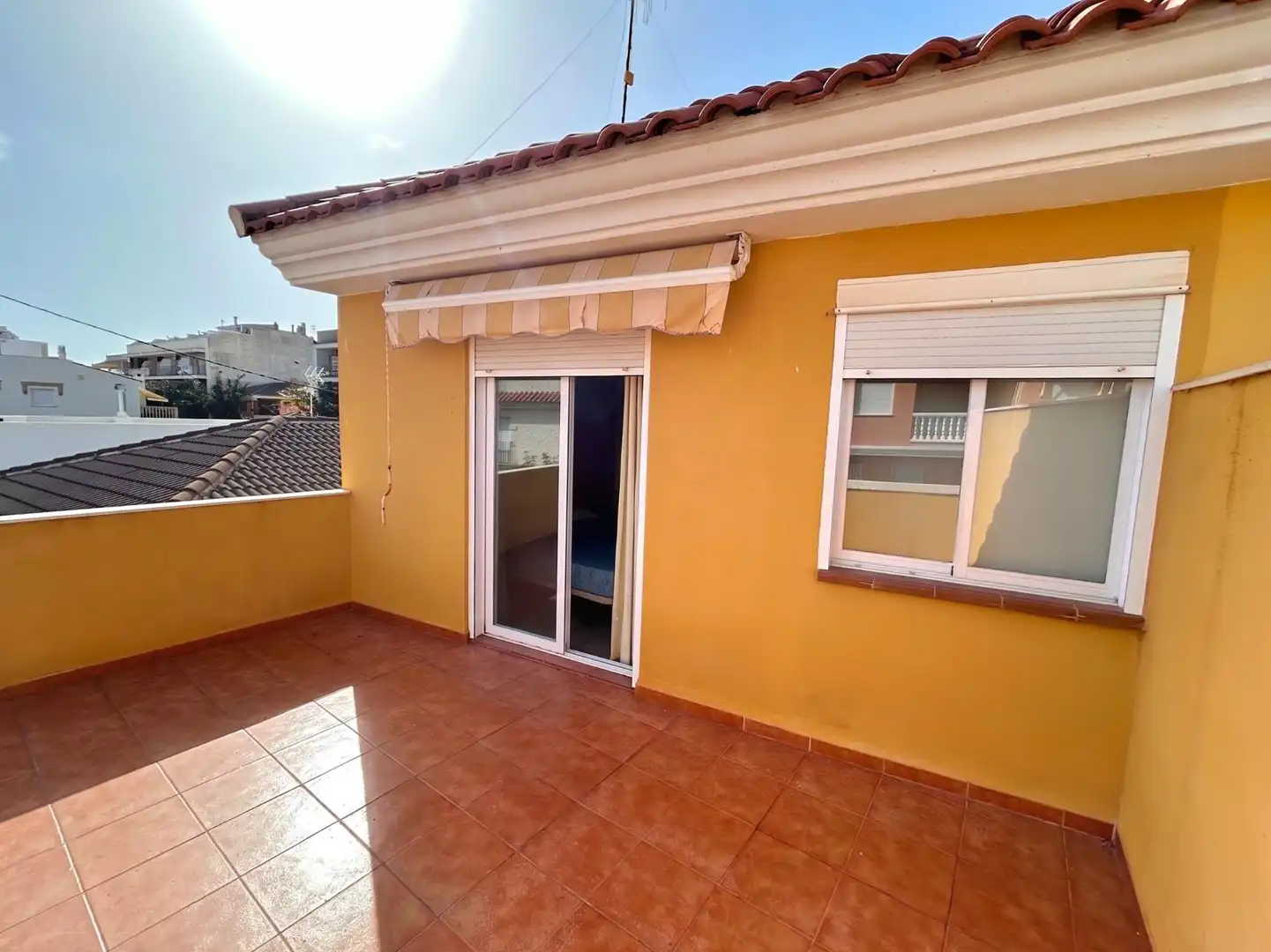 Terraced house with garden for sale in Calle Calle Sastre, imagen 2