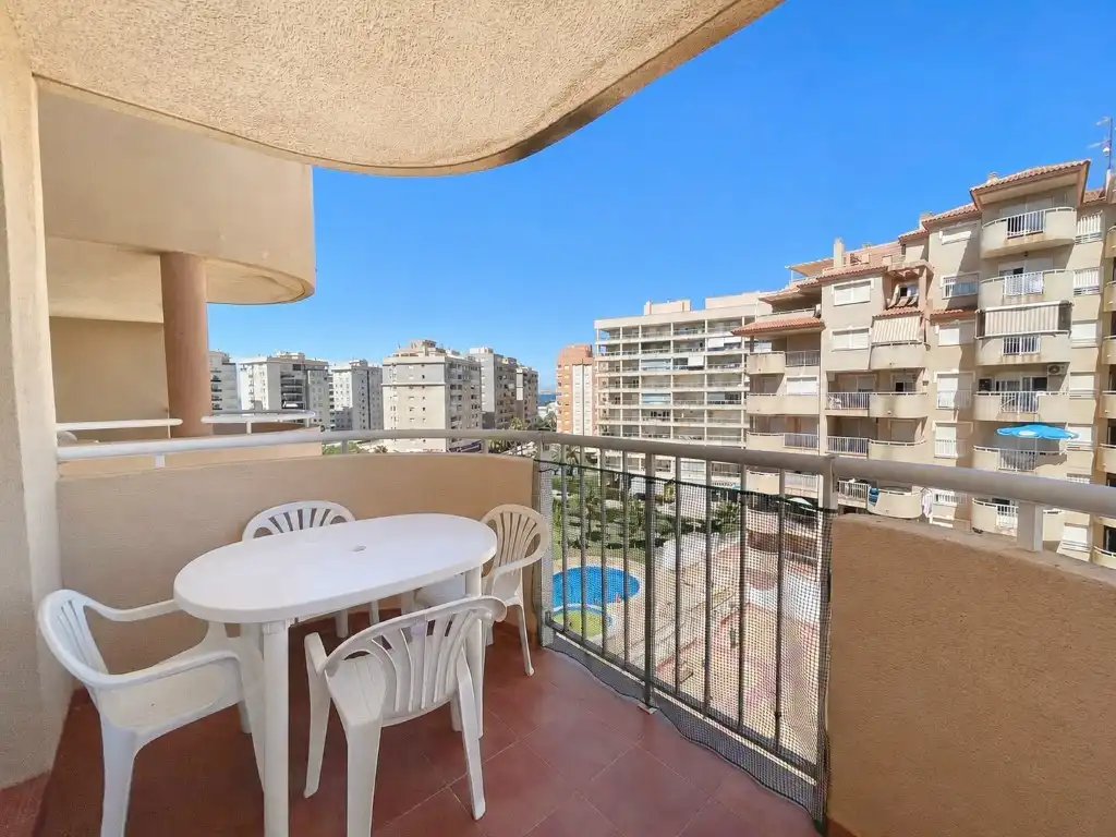 Apartament amb piscina en venda a Poligono Poligono J Veneziola