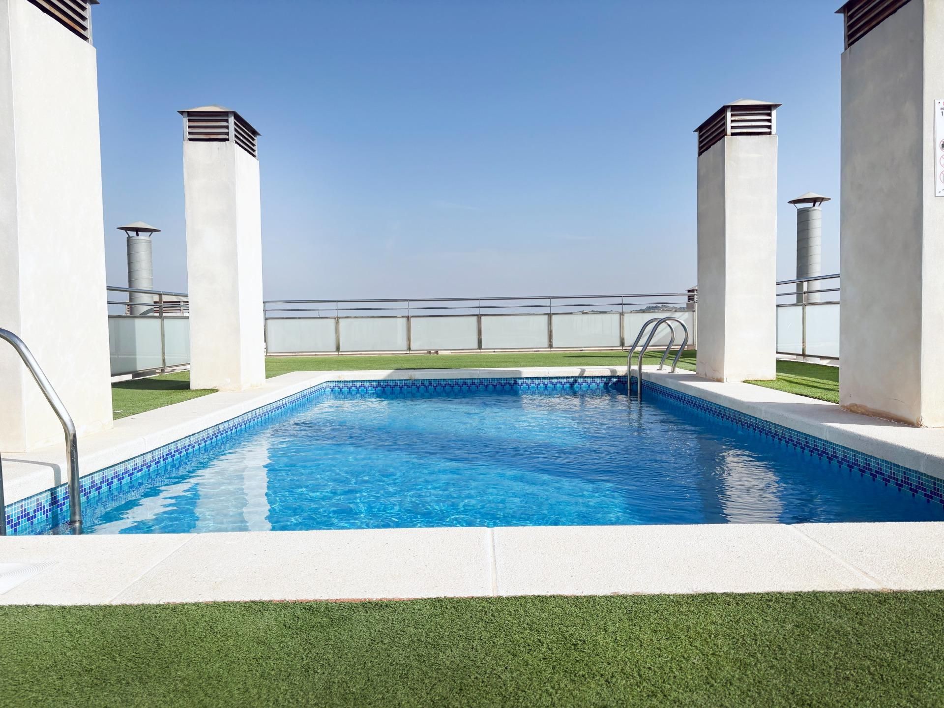 Piscina de Apartamento en venta en Almoradí con Terraza, Trastero y Balcón