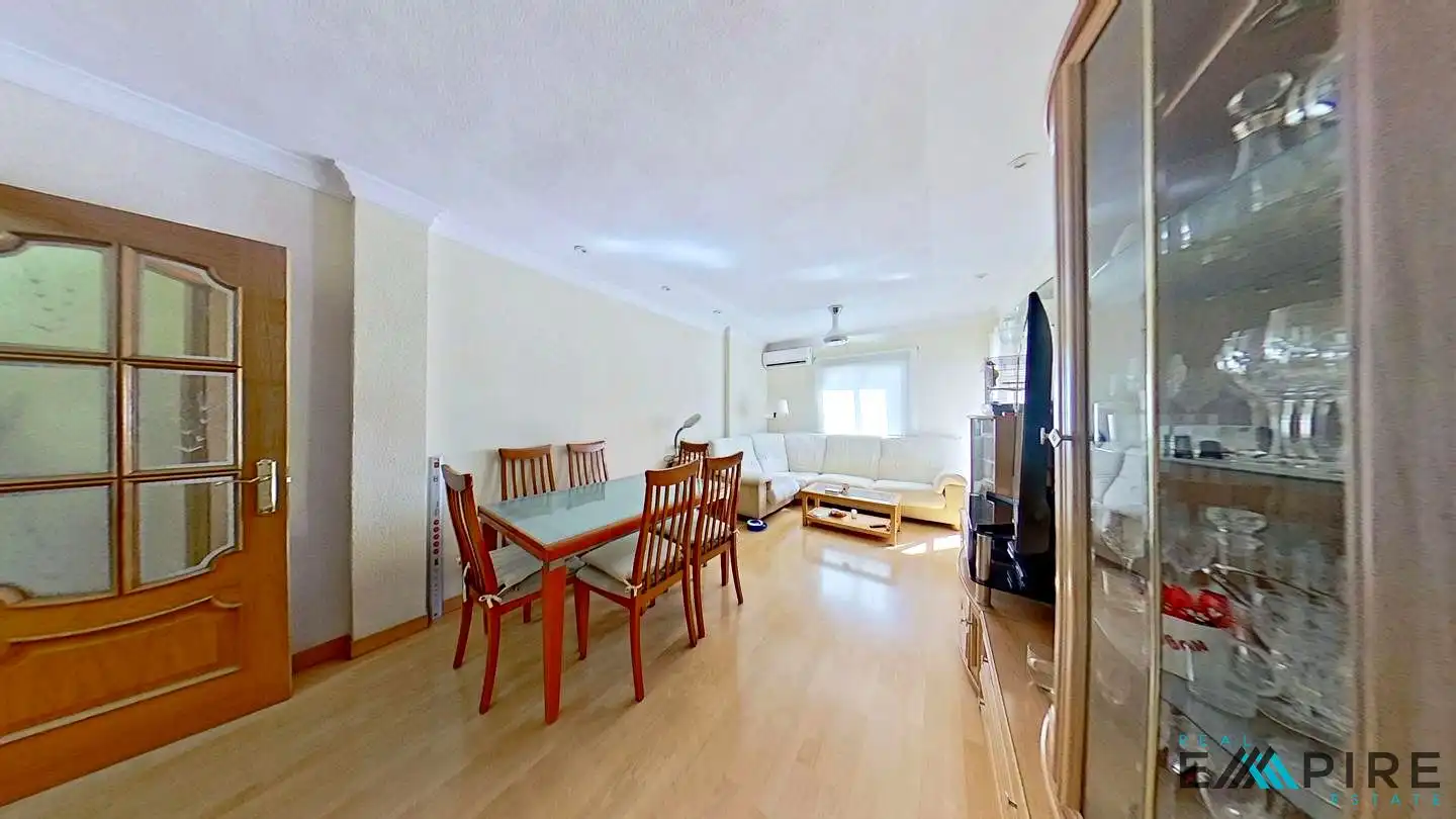 Sala de estar de Piso en venta en Parla con Aire acondicionado, Calefacción y Terraza