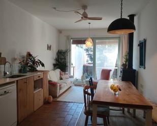 Sala d'estar de Casa adosada en venda en Vidreres amb Calefacció, Jardí privat i Parquet