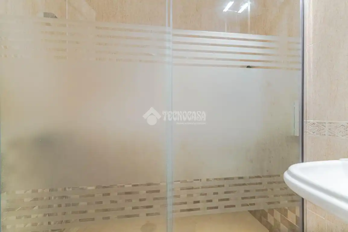 Baño de Piso en venta en La Zubia con Terraza
